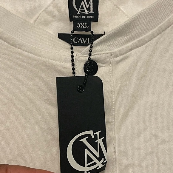 CAVI Shirt with Faux Leather Stripes in Shoulders Size 3XL*Available 9/5* - Picture 5 of 12